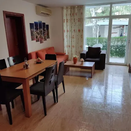 Dean's Cozy 2 Bed At Sunny Sunny Beach