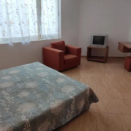 Dean's Cozy 2 Bed At Sunny Апартаменти *
