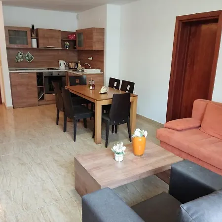 Dean's Cozy 2 Bed At Sunny Appartement *